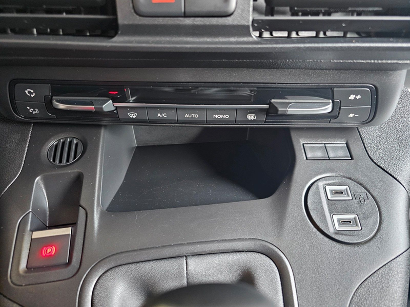 Peugeot Partner L2H1/XL Doppelkabine — photo 12