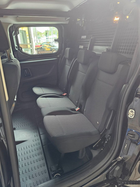 Peugeot Partner L2H1/XL Doppelkabine — photo 7