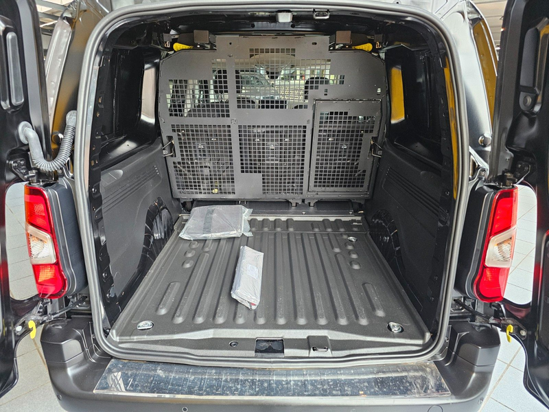 Peugeot Partner L2H1/XL Doppelkabine — photo 15