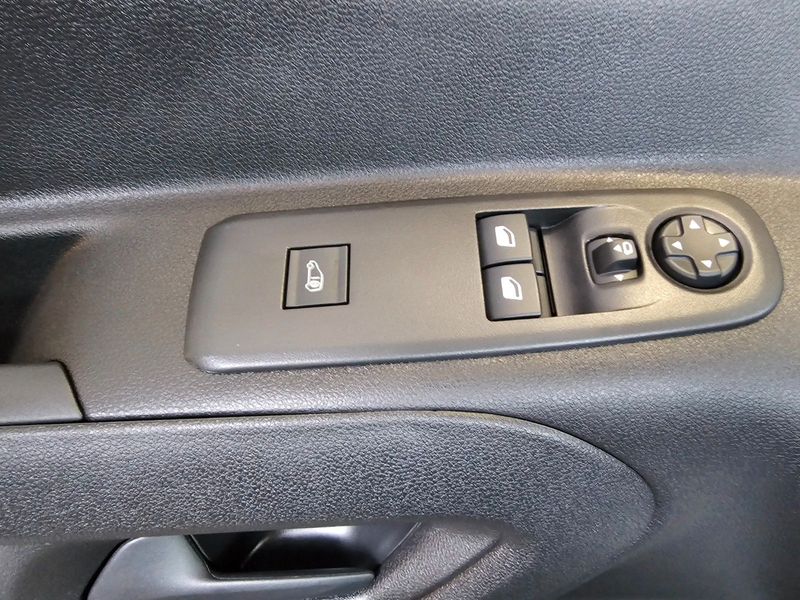 Peugeot Partner L2H1/XL Doppelkabine — photo 13