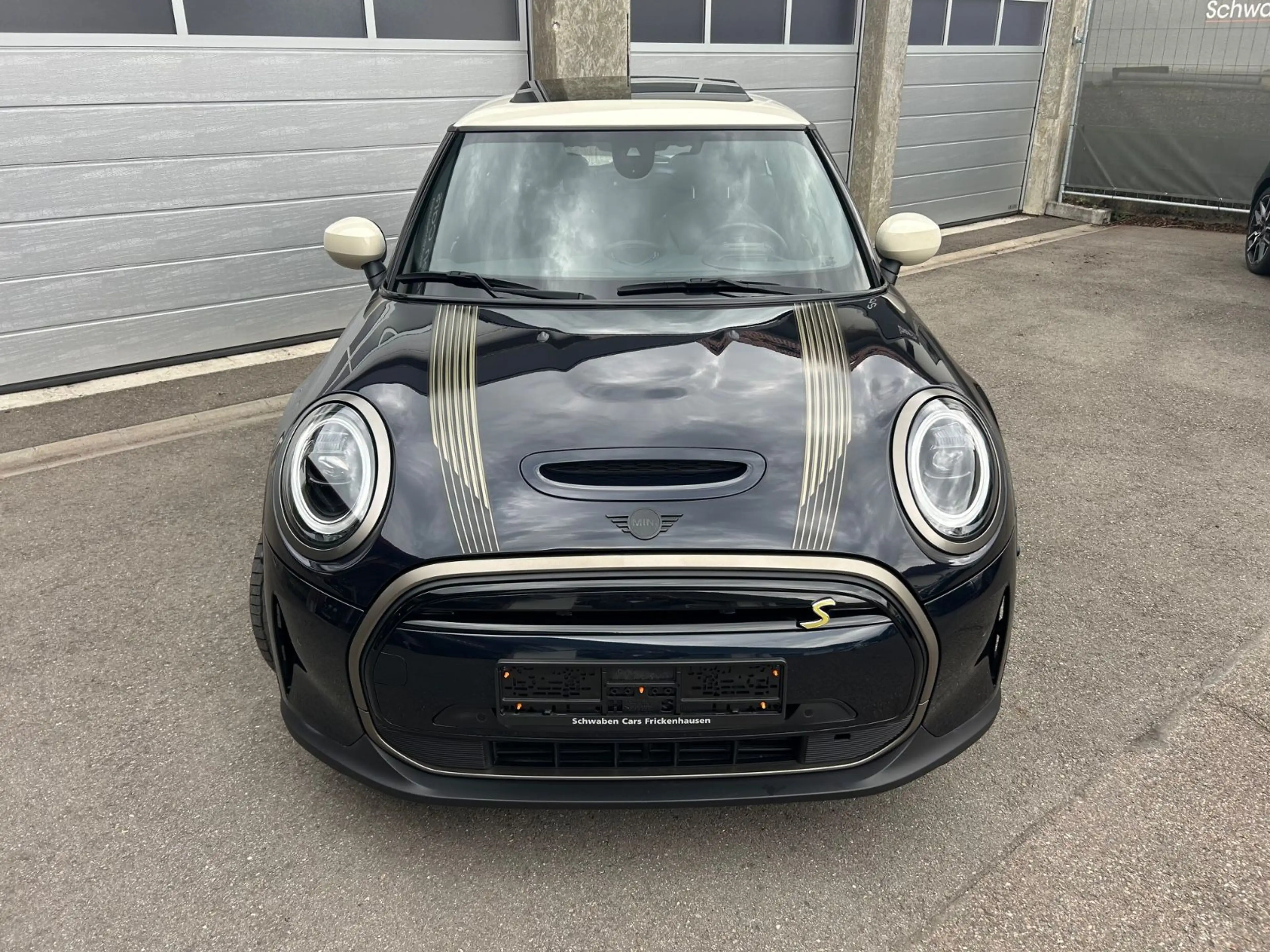 MINI Cooper SE RESOLUTE EDITION Panorama HUD H&K PDC — photo 5