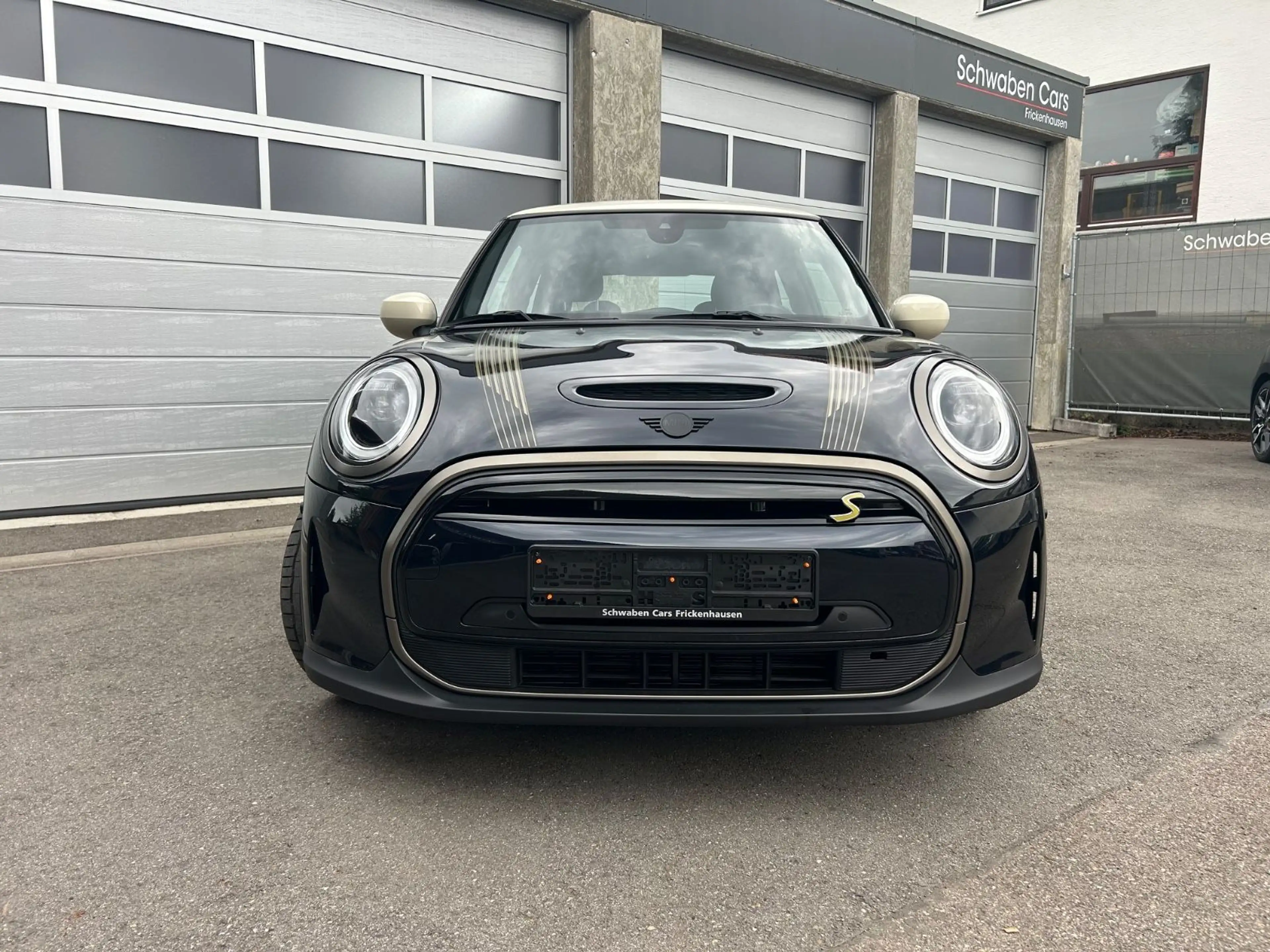 MINI Cooper SE RESOLUTE EDITION Panorama HUD H&K PDC — photo 7