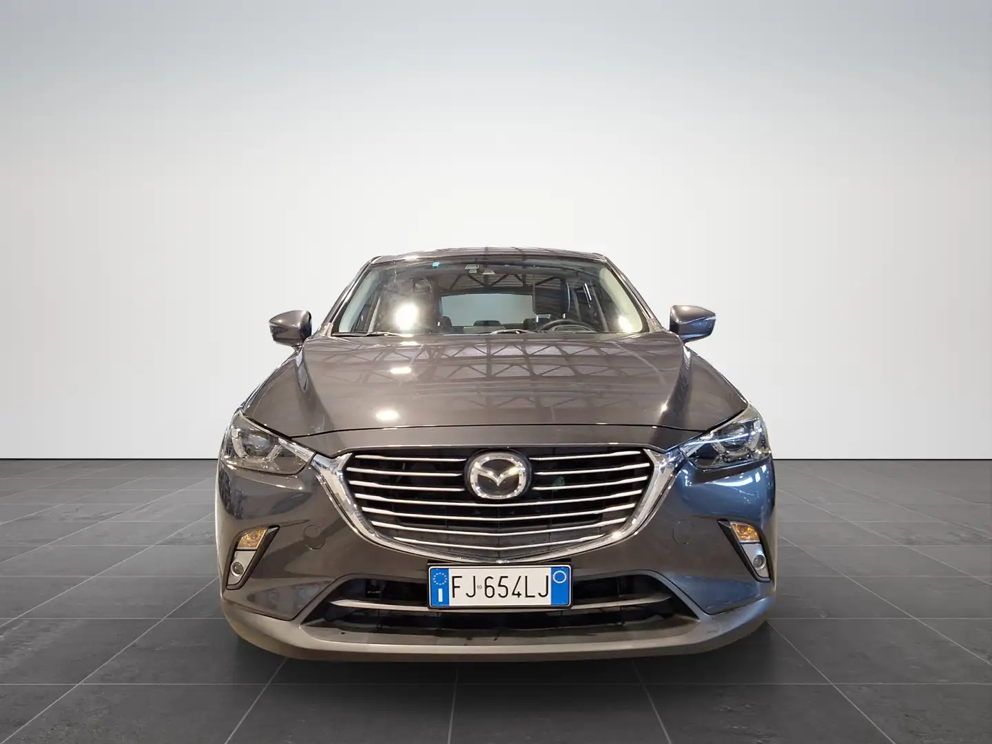 Mazda CX-3 1.5 Skyactiv-D Exceed Grigio - 2