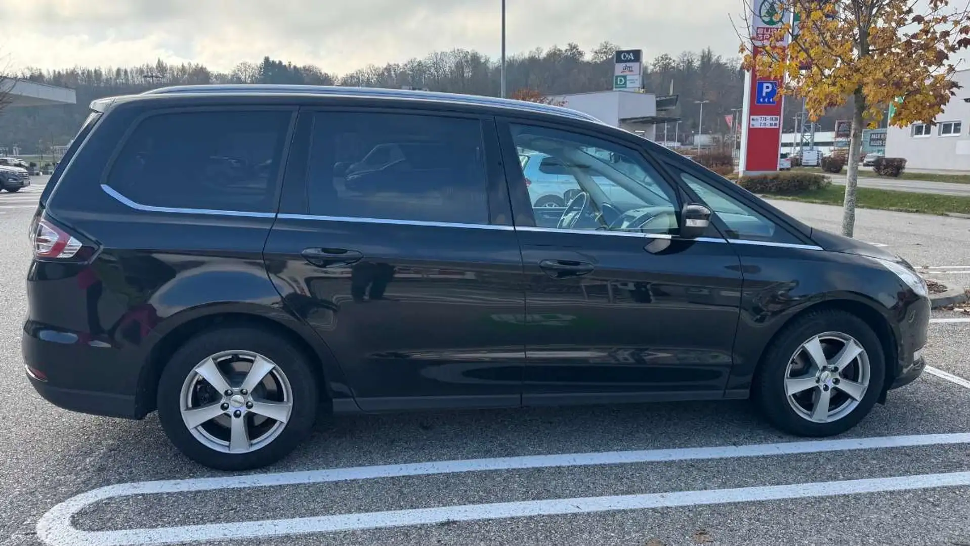 Ford Galaxy Galaxy 2,0 EcoBlue SCR Titanium Aut. Titanium Schwarz - 1