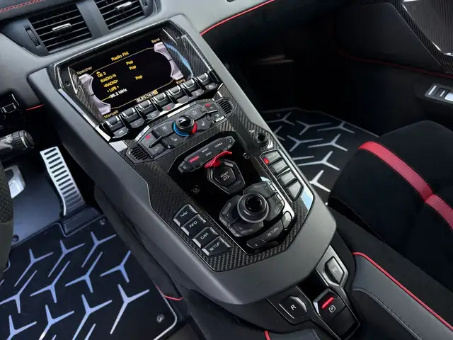 Lamborghini Aventador Roadster SVJ LP770-4 Ansicht 13