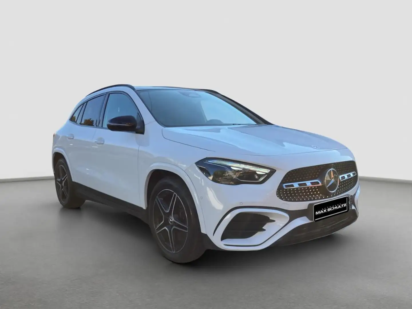 Mercedes-Benz GLA 250 4M AMG*NIGHT*AHK*PANO*MULTIB*KEYL*360° Blanco - 2