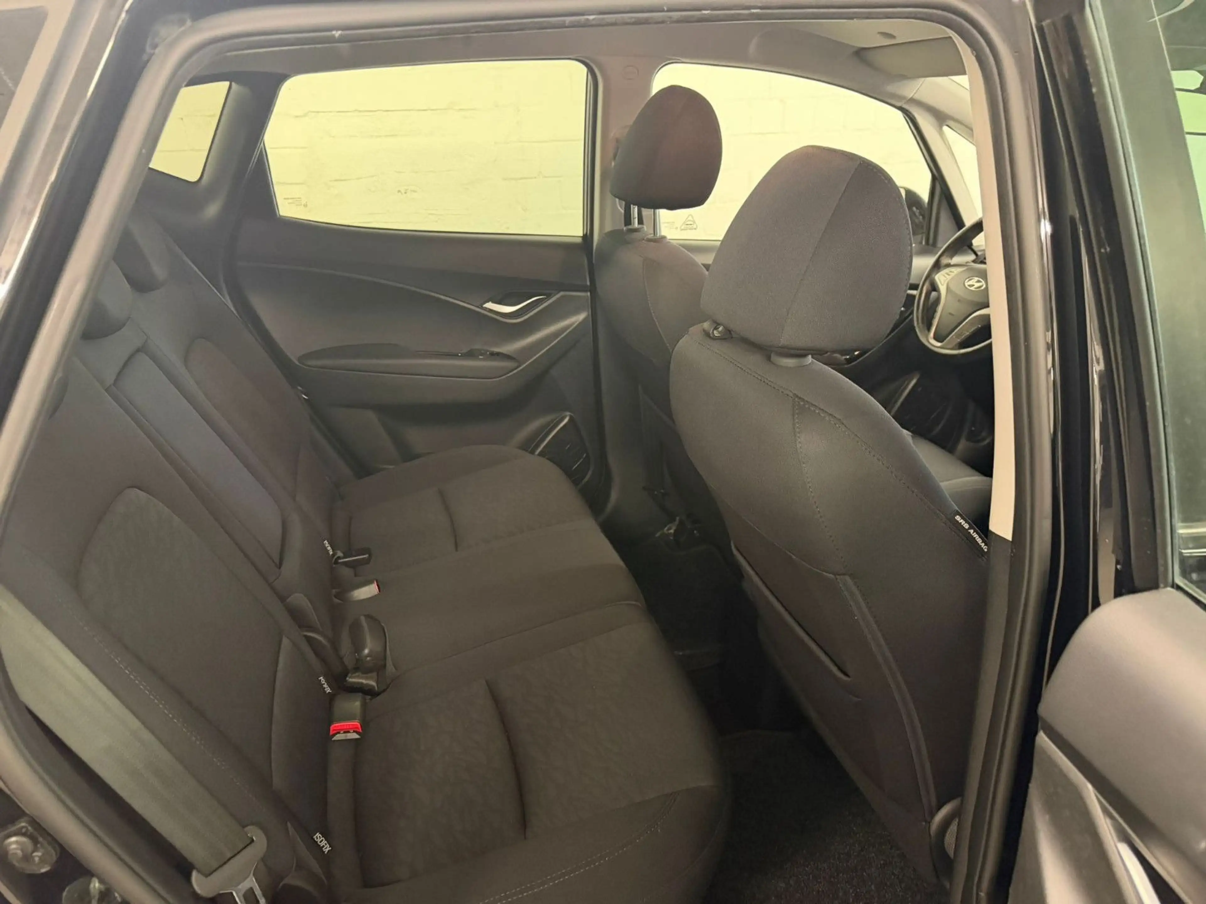 Hyundai iX20 blue Passion, 125 PS, 1 Hand — photo 13