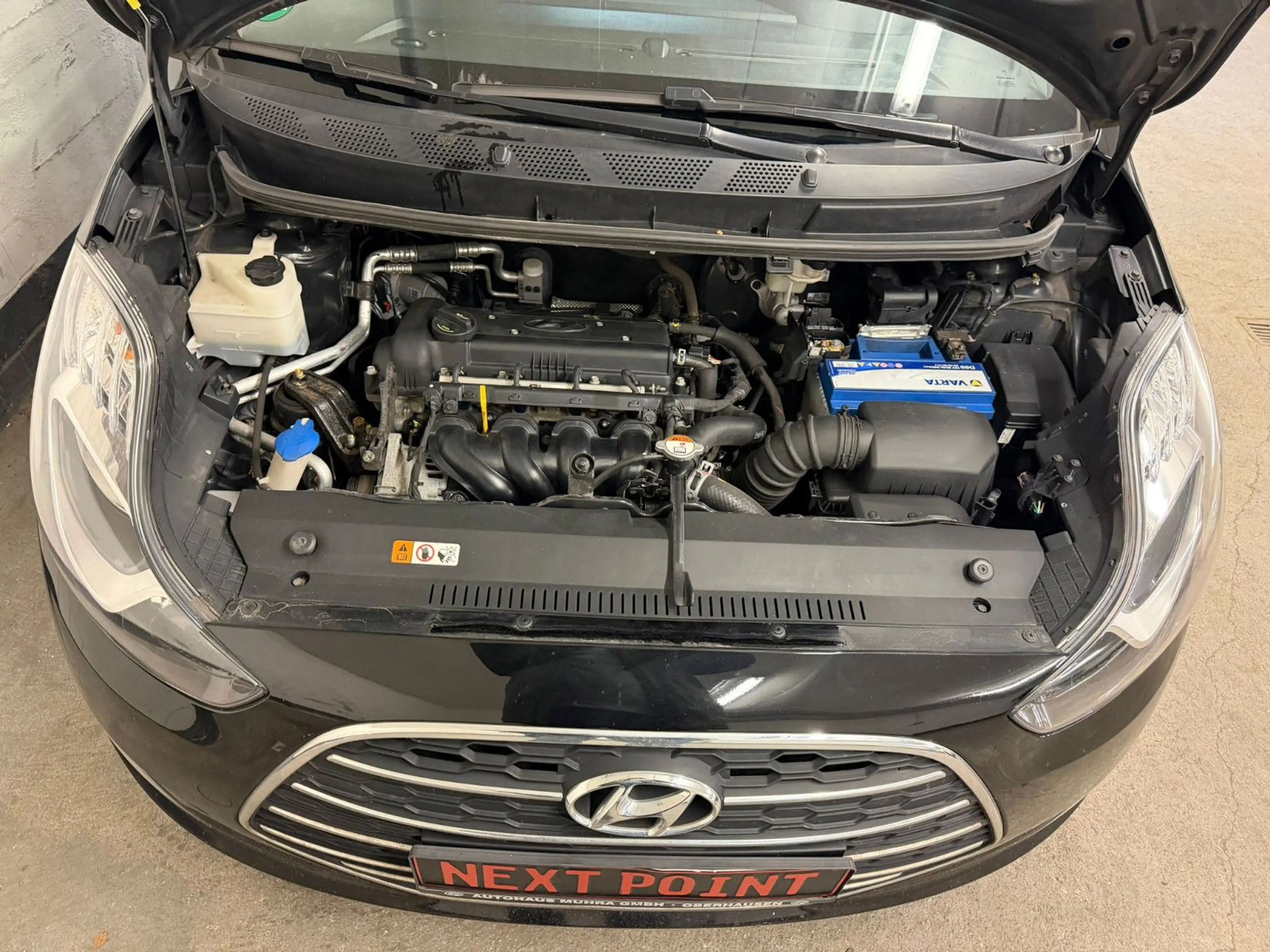 Hyundai iX20 blue Passion, 125 PS, 1 Hand — photo 14