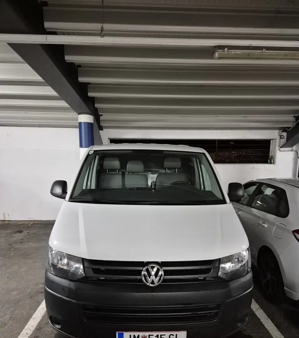 Volkswagen T5 Transporter - 1