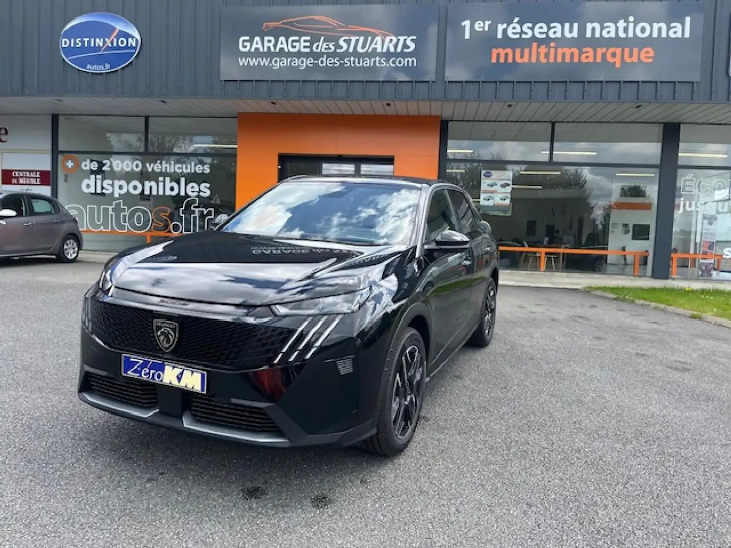 Peugeot 3008 1.2i HYBRID -136 - BV e-DCS6 - ALLURE Noir - 1