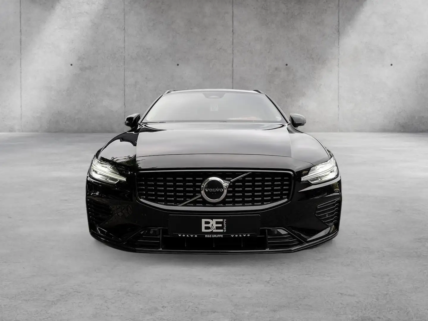 Volvo V60 T8 Plus Dark Recharge Plug-In Hybrid AWD Zwart - 2