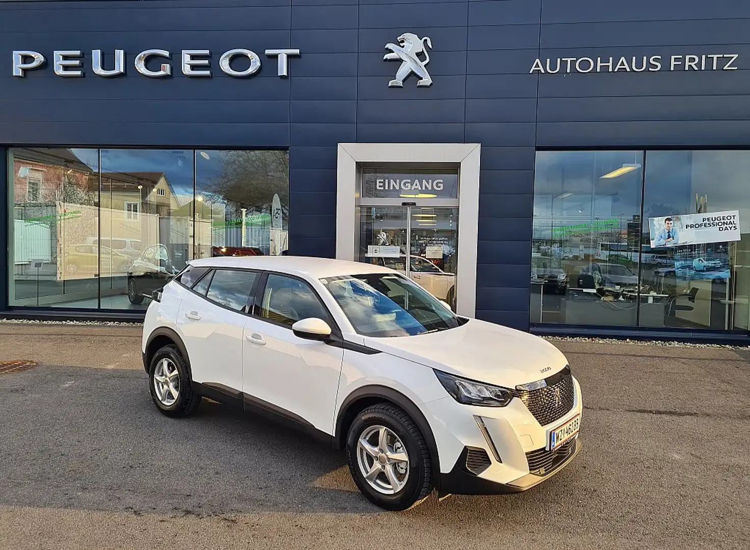 Peugeot 2008 BlueHDi 110 S&S Active Pack "reseviert O" Weiß - 2