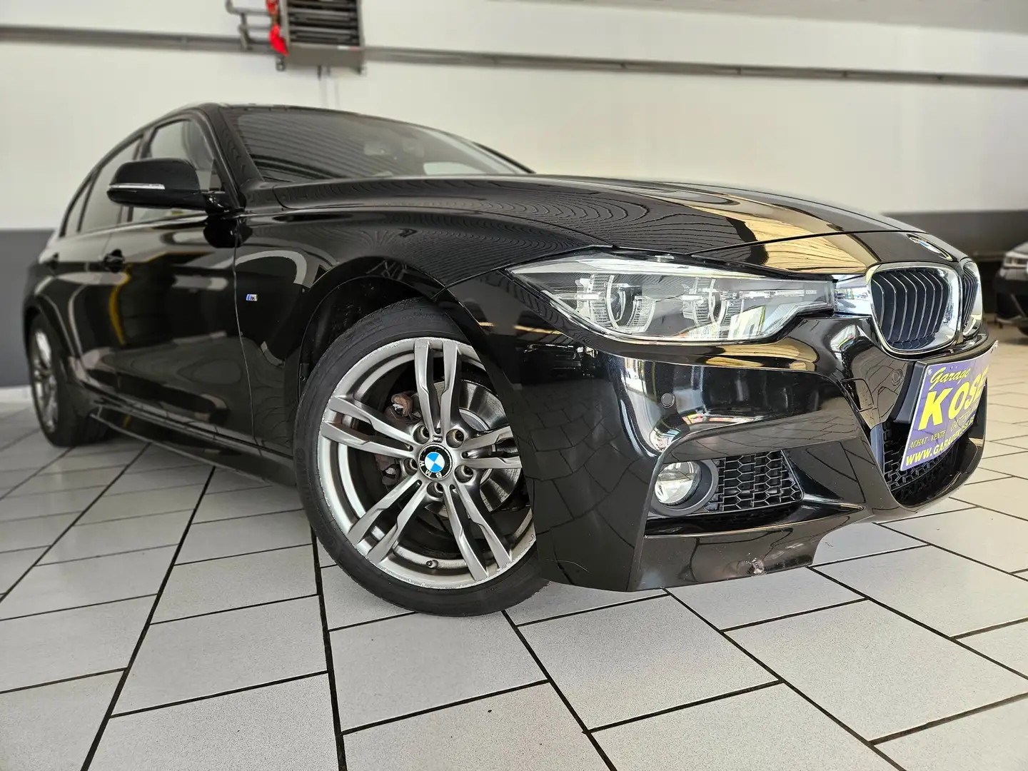 BMW 318 i PACK-M BOITE AUTO GPS XENON LED FACE LIFT FULL Zwart - 2