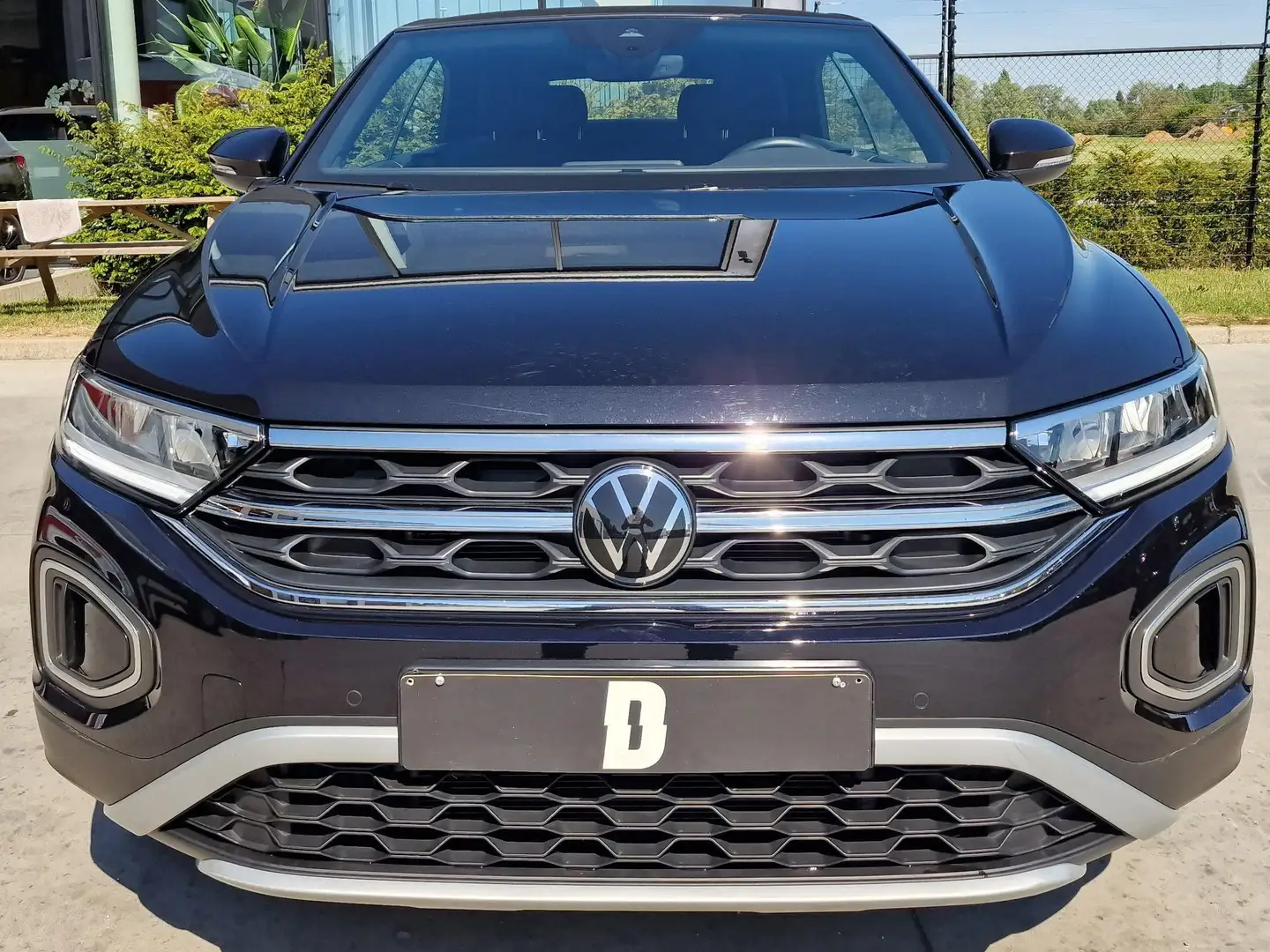 Volkswagen T-Roc Cabriolet 1.0 TSI/Camera/Carplay/Heated Seats Noir - 2