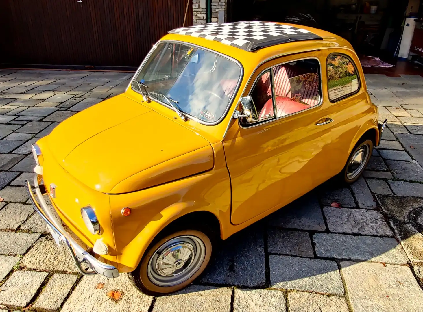 Fiat 500 Yellow - 2