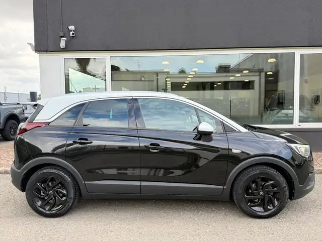 Opel Crossland X view 5