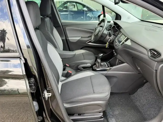 Opel Crossland X view 13