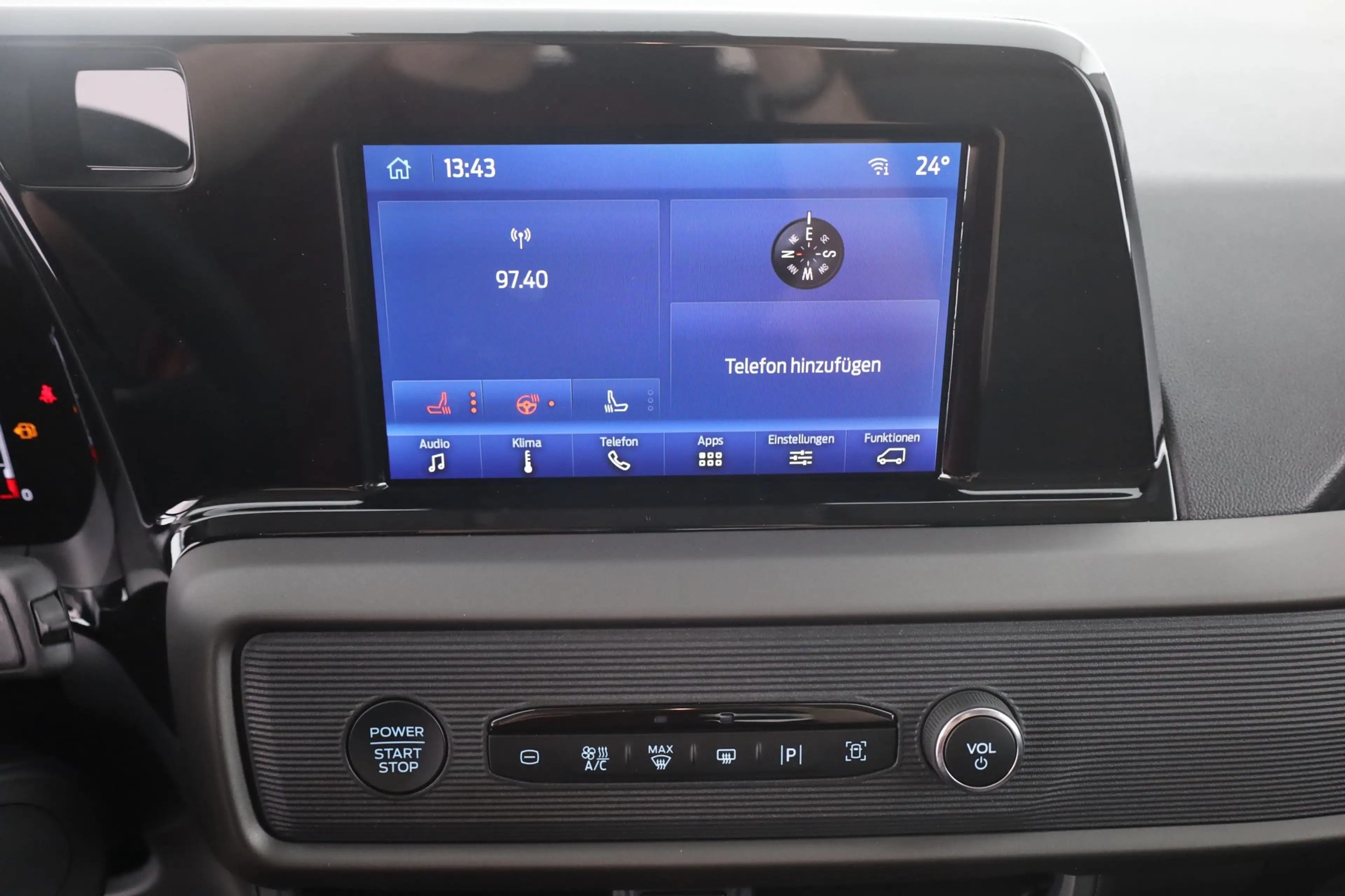 Ford Tourneo Courier Titanium 1.0 EB Aut. Kamera Tempom — photo 11