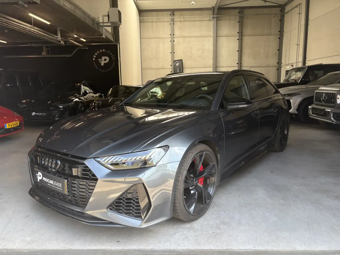Audi RS6 RS6 Avant /PERFORMANCE/B&O/360°/ ALCANTARA/ACC Gris - 1