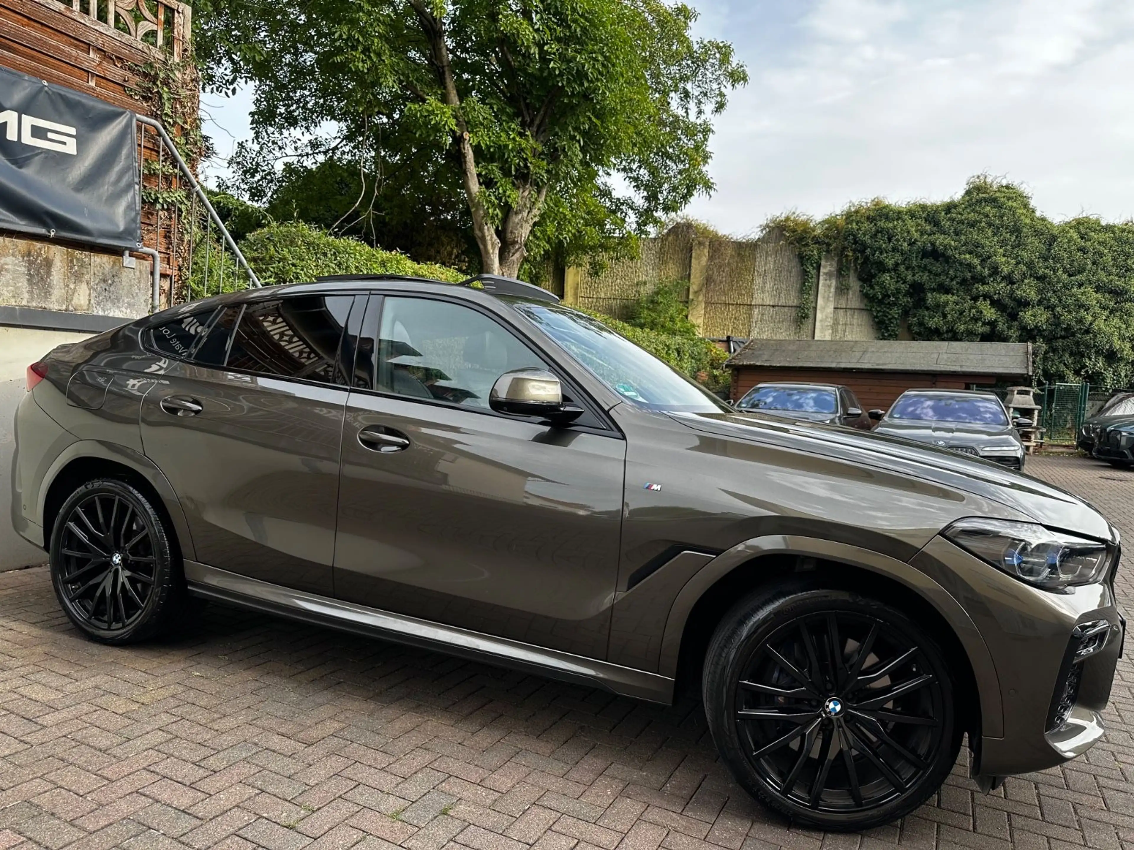 BMW X6 xDr40d M Sport PANO-SKY*B&W*Massage*Sitzklima — photo 3