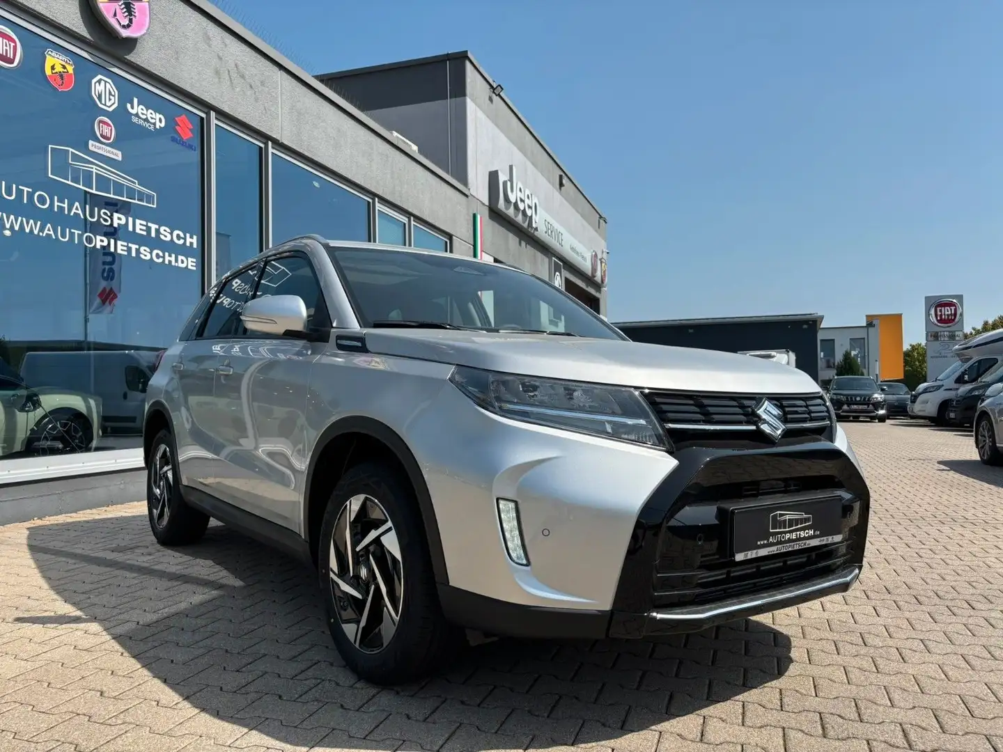 Suzuki Vitara 1.4 Mild-Hybrid Comfort+ 4x2 Silber - 2