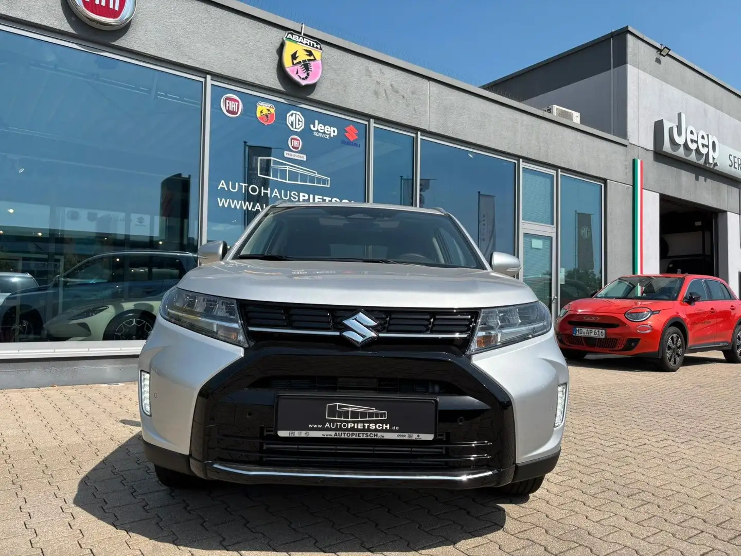 Suzuki Vitara 1.4 Mild-Hybrid Comfort+ 4x2 Silber - 1