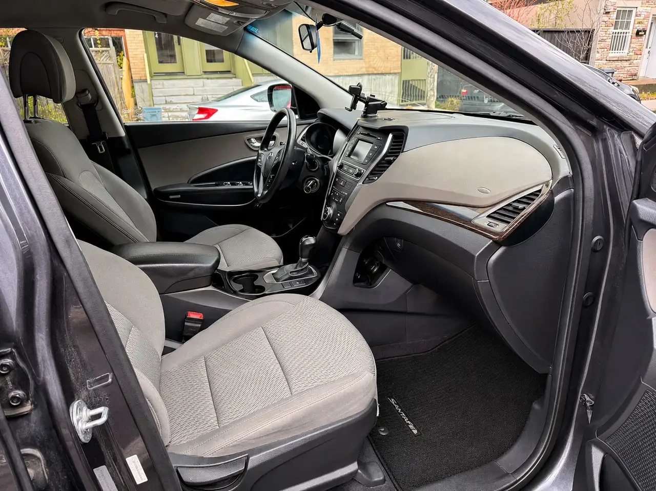 Hyundai SANTA FE снимка Hyundai SANTA FE