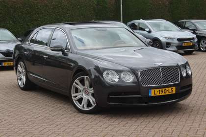 Bentley Flying Spur 4.0 V8