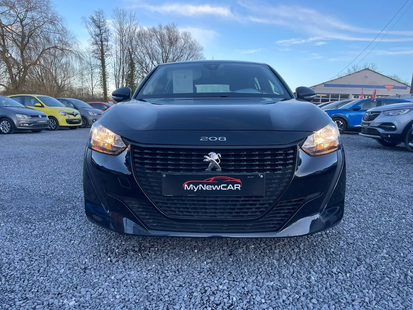 Peugeot 208 1.2i PureTech Like - 1