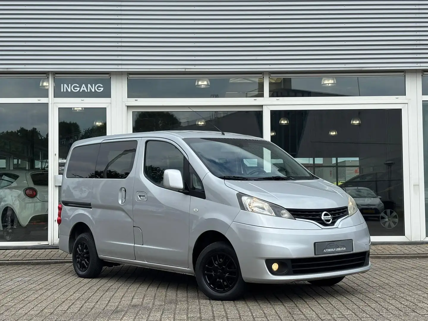Nissan NV200 1.6 Evalia / 7 PERSOONS / Airco / Navi / Cruise Co Grijs - 2