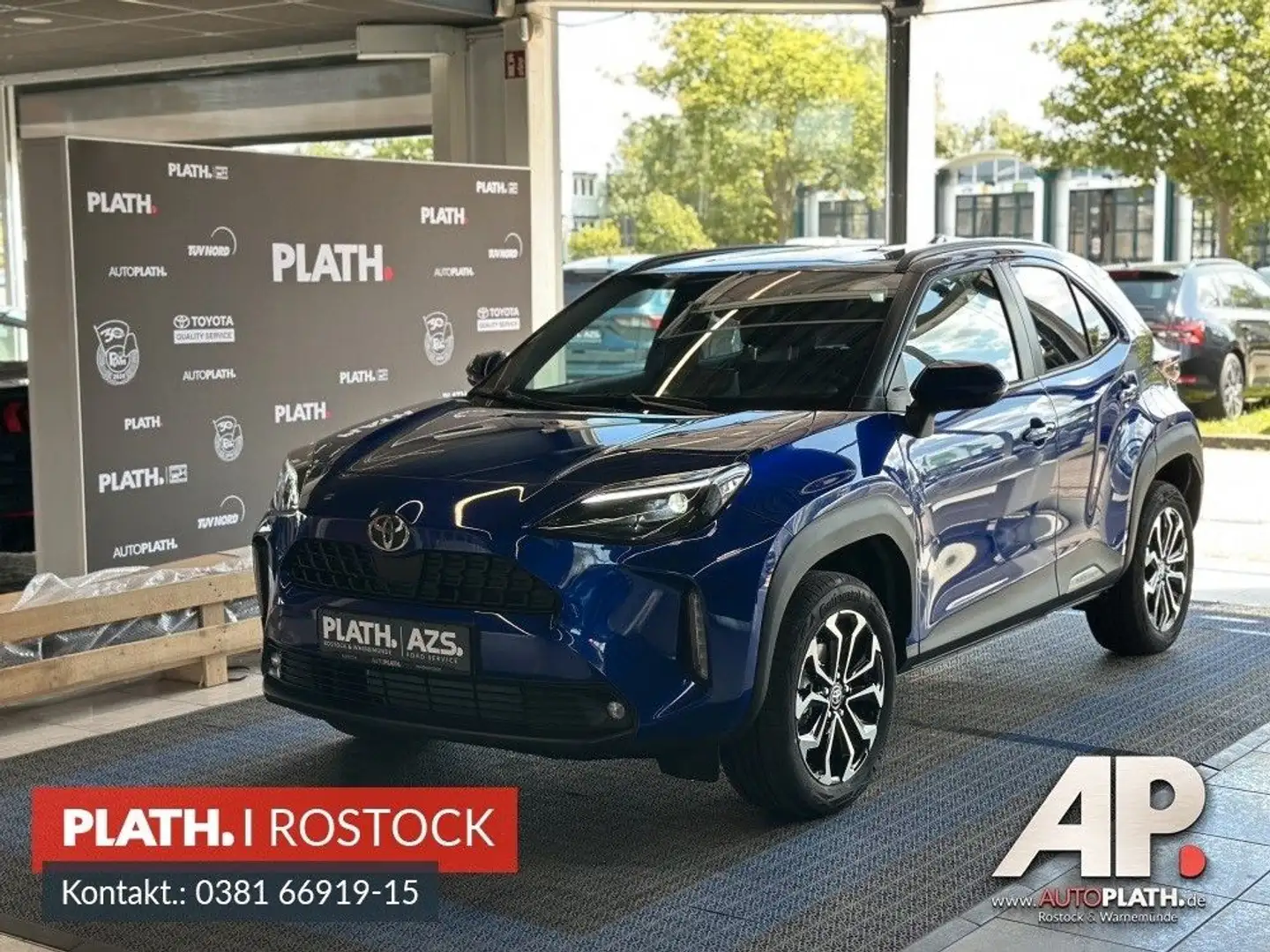 Toyota Yaris Cross 1,5-l-VVT-iE Allrad *SOFORT* Blauw - 1