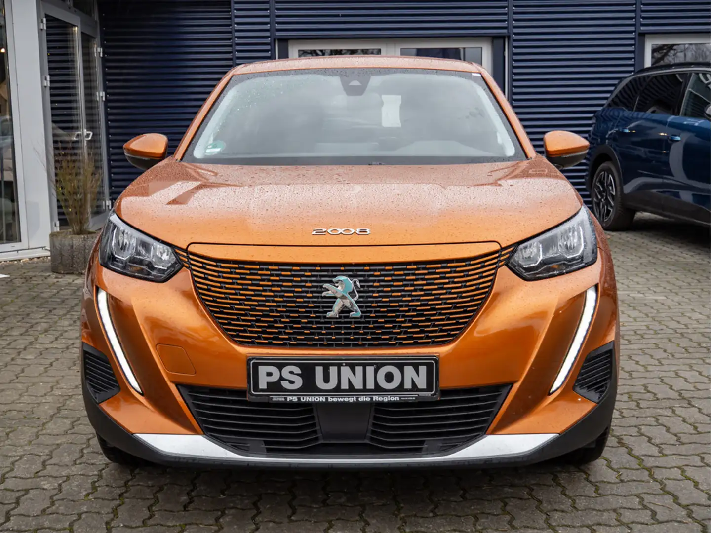 Peugeot e-2008 Orange - 2