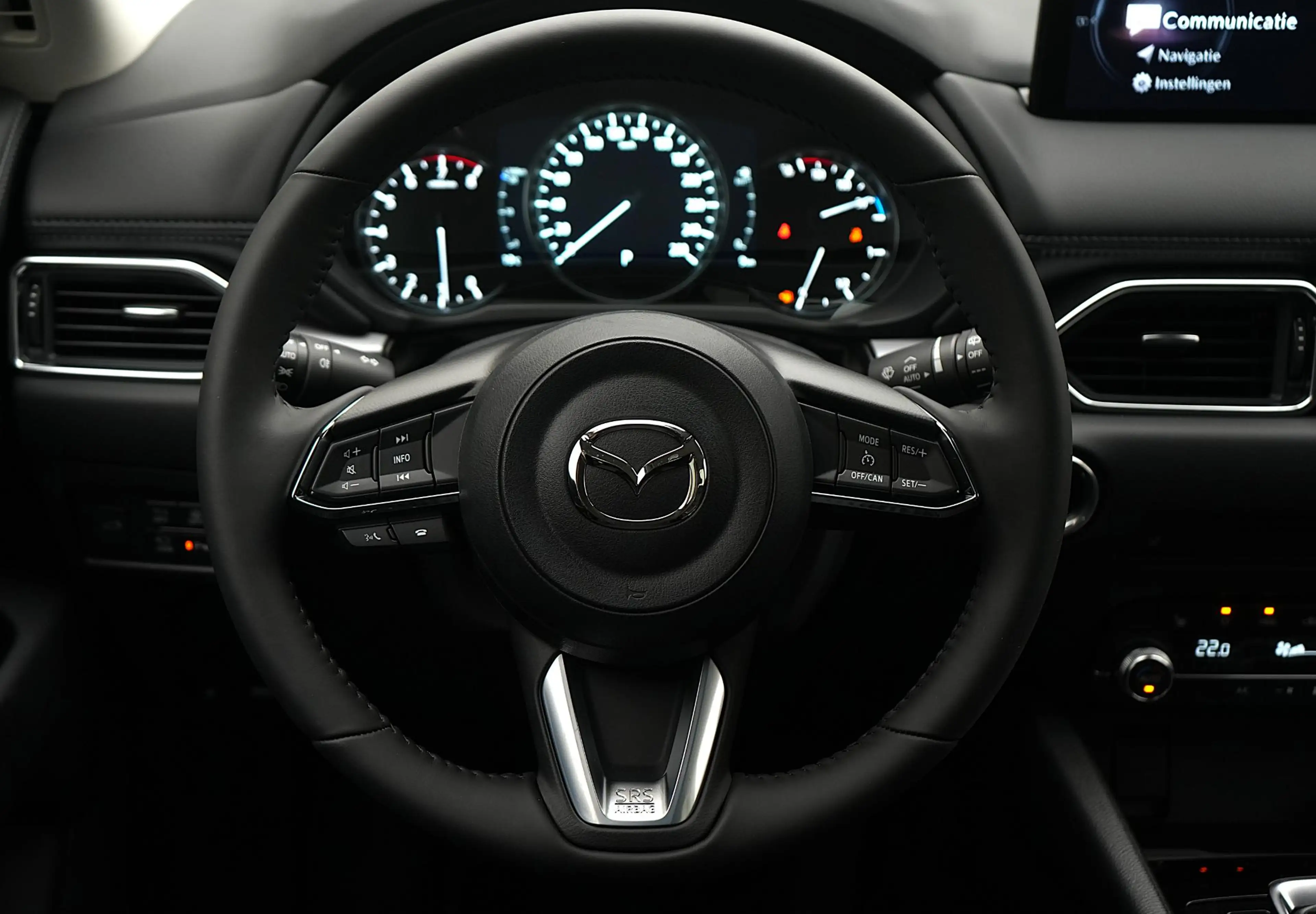 Mazda CX-5 2.0 e-SkyActiv-G Advantage automaat : dealer onder — photo 27