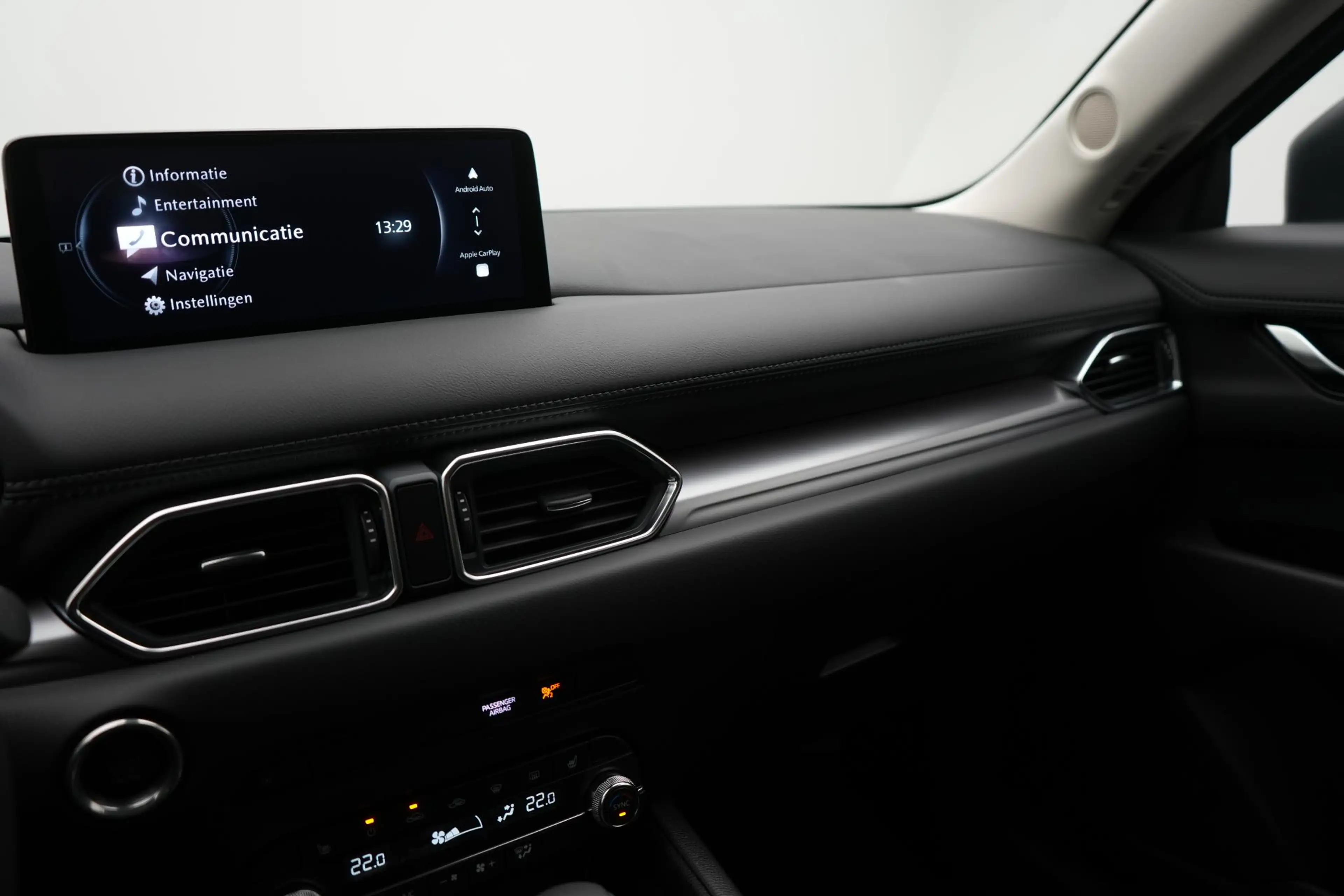 Mazda CX-5 2.0 e-SkyActiv-G Advantage automaat : dealer onder — photo 36