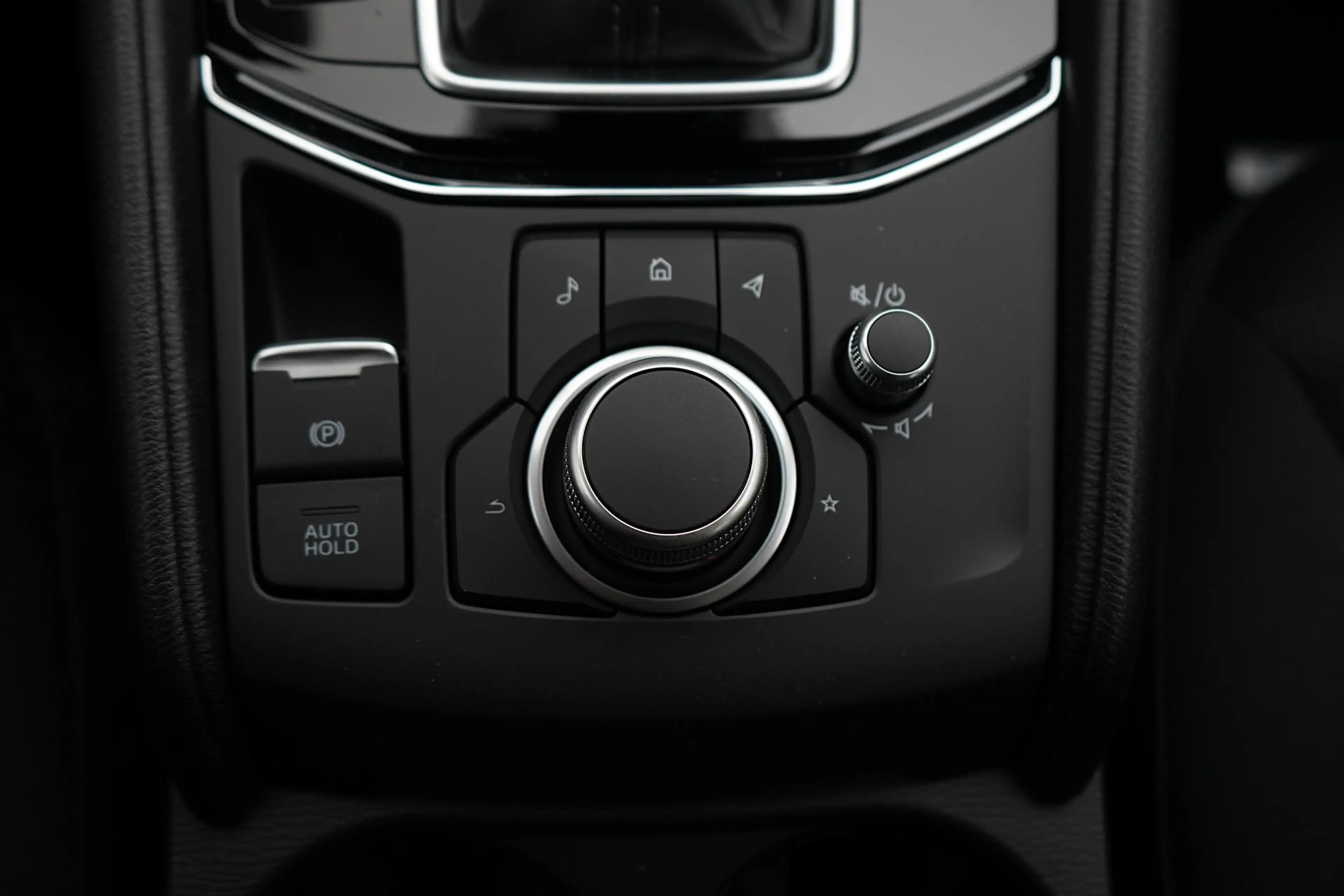 Mazda CX-5 2.0 e-SkyActiv-G Advantage automaat : dealer onder — photo 47