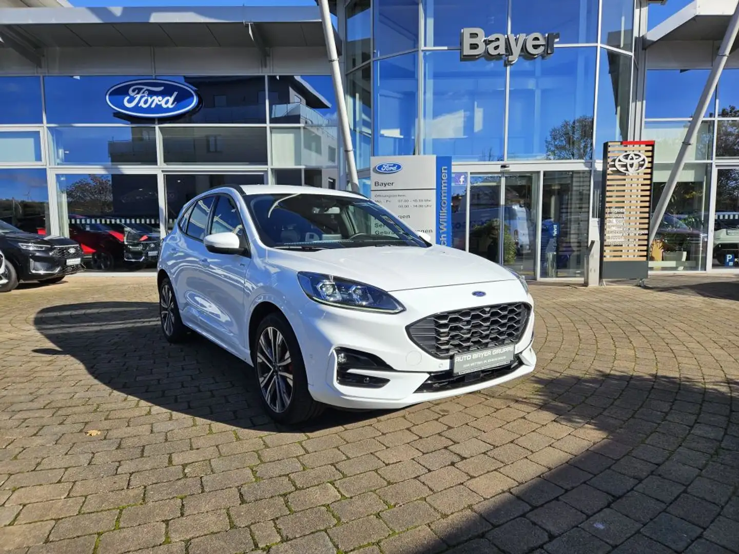 Ford Kuga 2.5 Duratec PHEV ST-LINE X Weiß - 1
