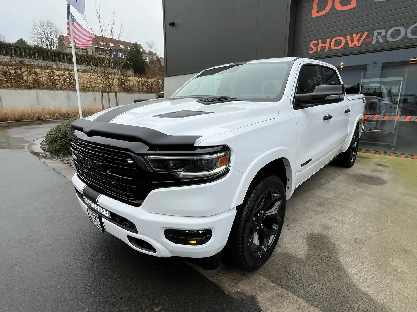 Dodge RAM Limited Night Edition V8 Weiß - 1