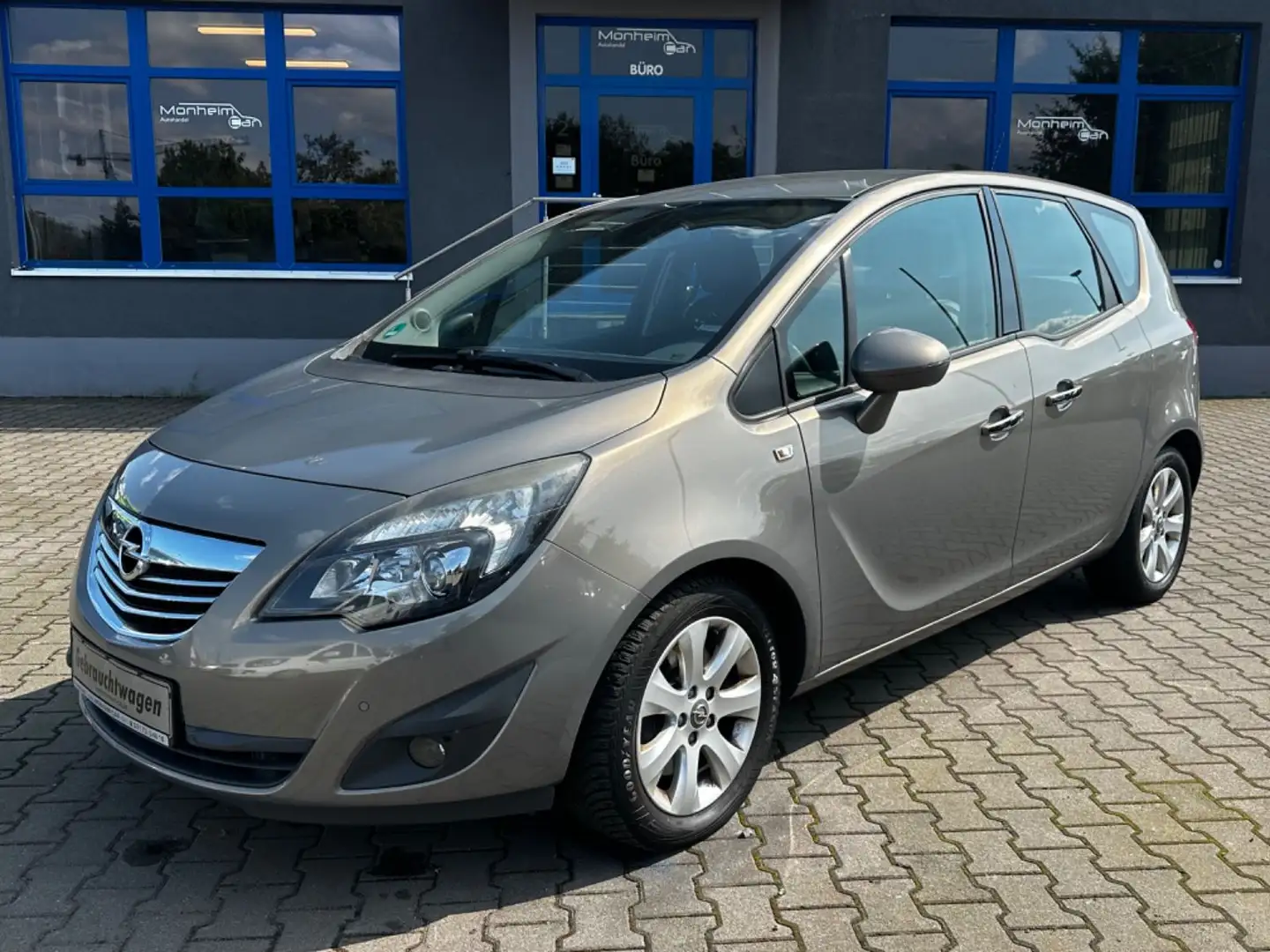 Opel Meriva B Innovation- integr. Fahrradträg.-I-Hand Braun - 1