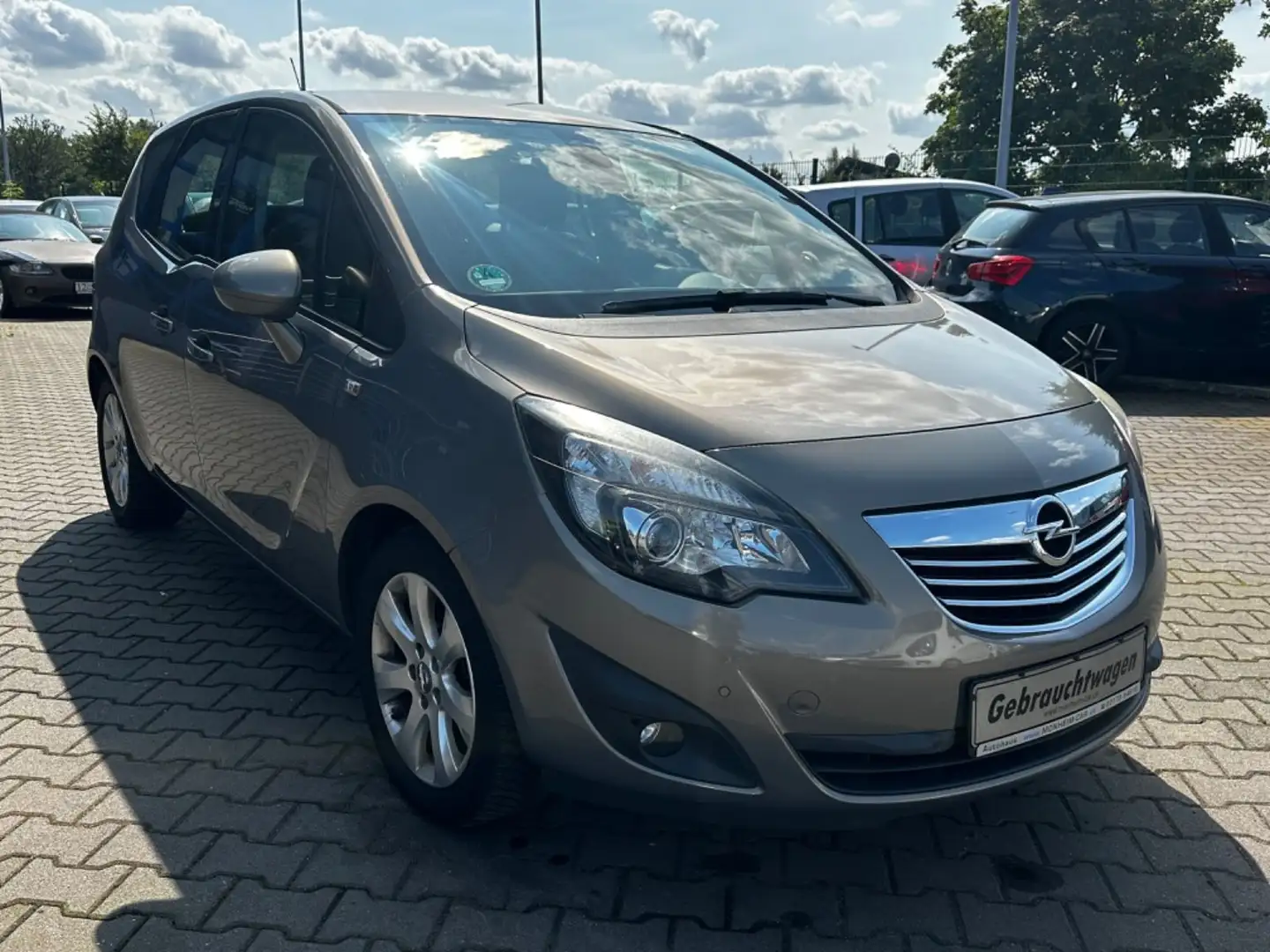 Opel Meriva B Innovation- integr. Fahrradträg.-I-Hand Braun - 2