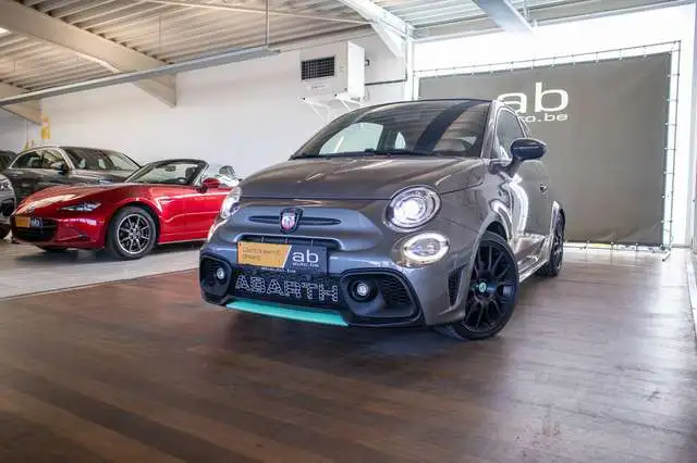 Fiat 595 Abarth MANUEEL, XENON, BLUETOOTH, APPLE/ANDROID, AIRCO, PDC