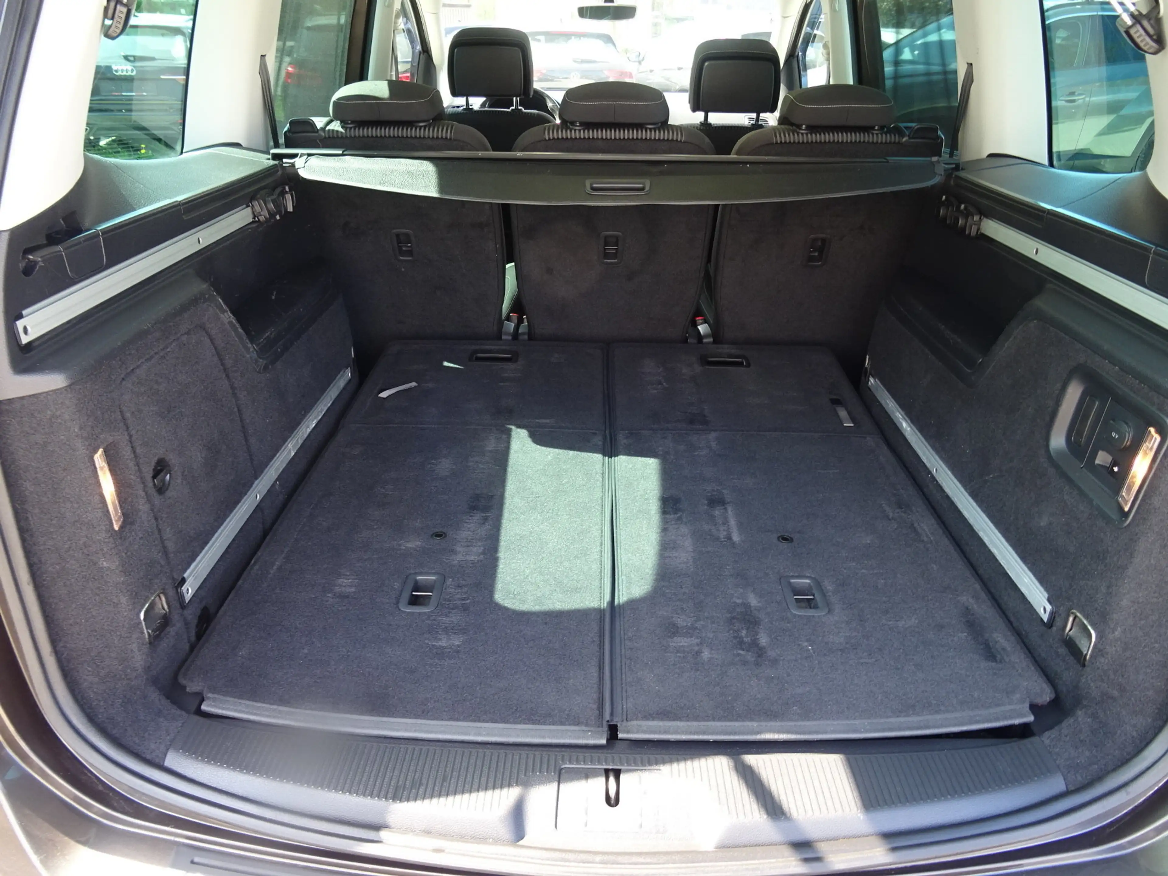 SEAT Alhambra (711) Style Plus 7-Sitze — photo 11