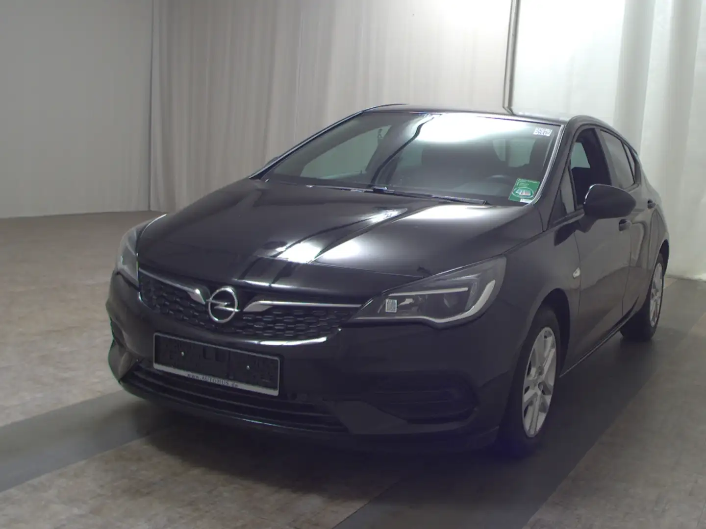 Opel Astra 1.2 Turbo Edition Navi LED-TFL PDC Shz Schwarz - 2