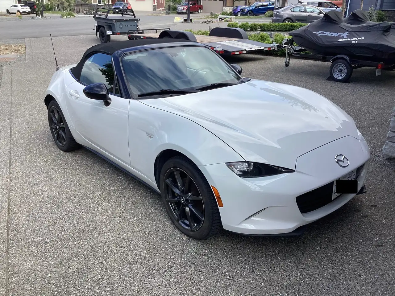 Mazda MX-5 Miata снимка Mazda MX-5 Miata