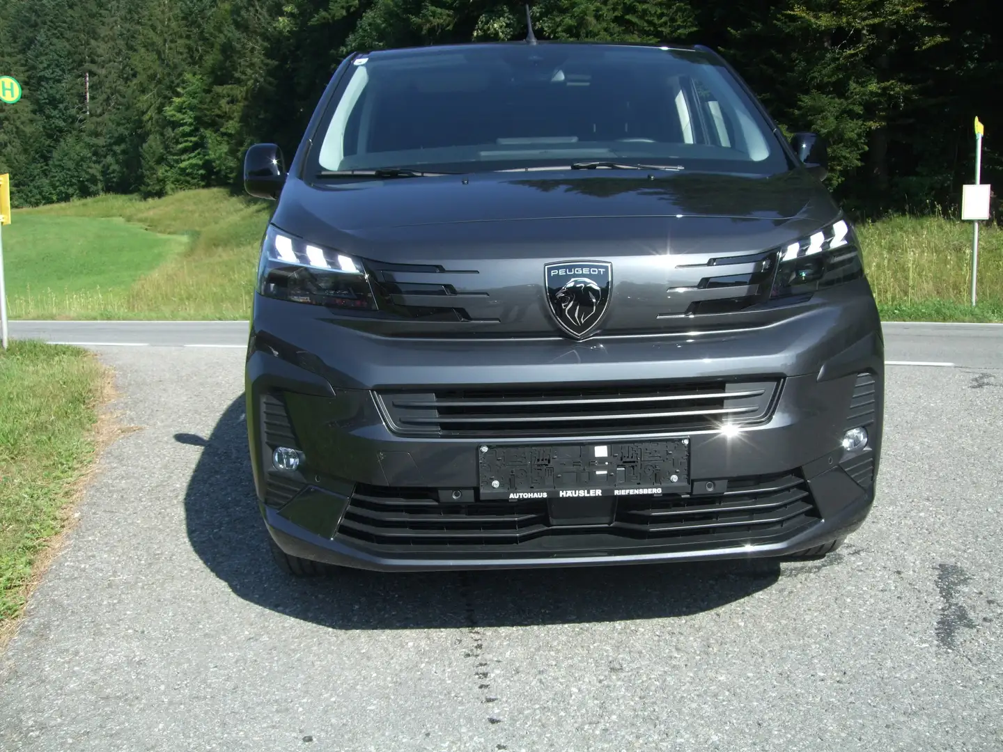 Peugeot Traveller Premium L2 Vollausstattung Gris - 2