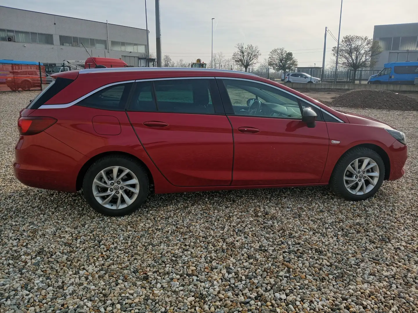 Opel Astra Astra sport tourer 1.5 CDI 122 CV  full optional Rouge - 1