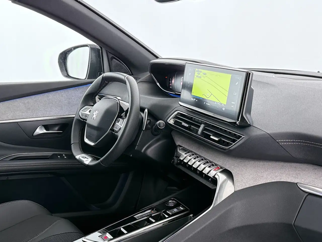 Peugeot 5008 1.2 136 GT Aut 7-SITZER LED SKY AHK RADAR, миниатюра 14