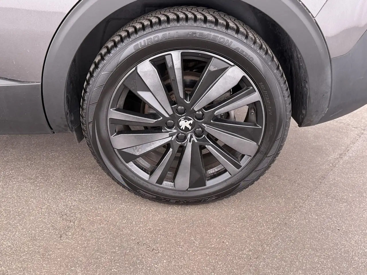 Peugeot 5008 1.2 136 GT Aut 7-SITZER LED SKY AHK RADAR, миниатюра 27
