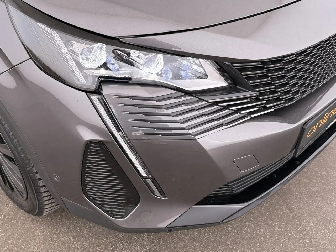 Peugeot 5008 1.2 136 GT Aut 7-SITZER LED SKY AHK RADAR, миниатюра 12
