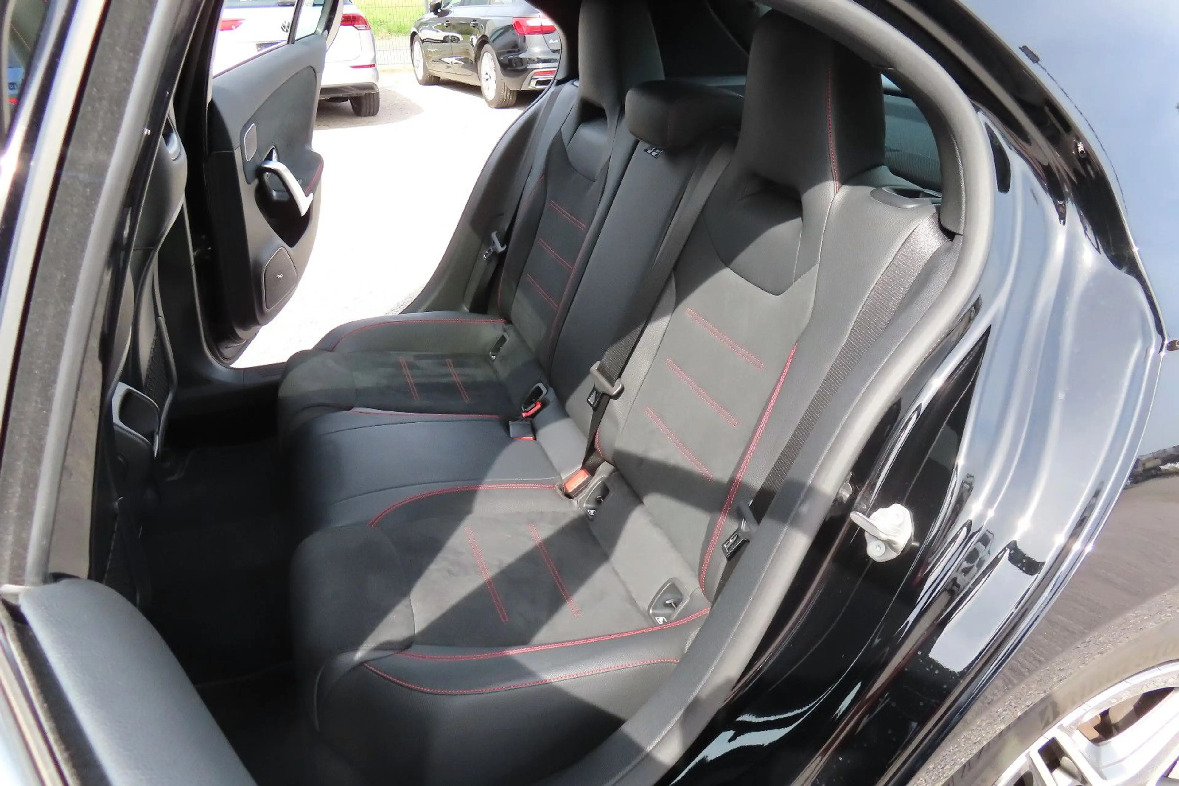 Mercedes-Benz A 250 4Matic AMG Leder Memory Navi Pano Kamera — photo 10