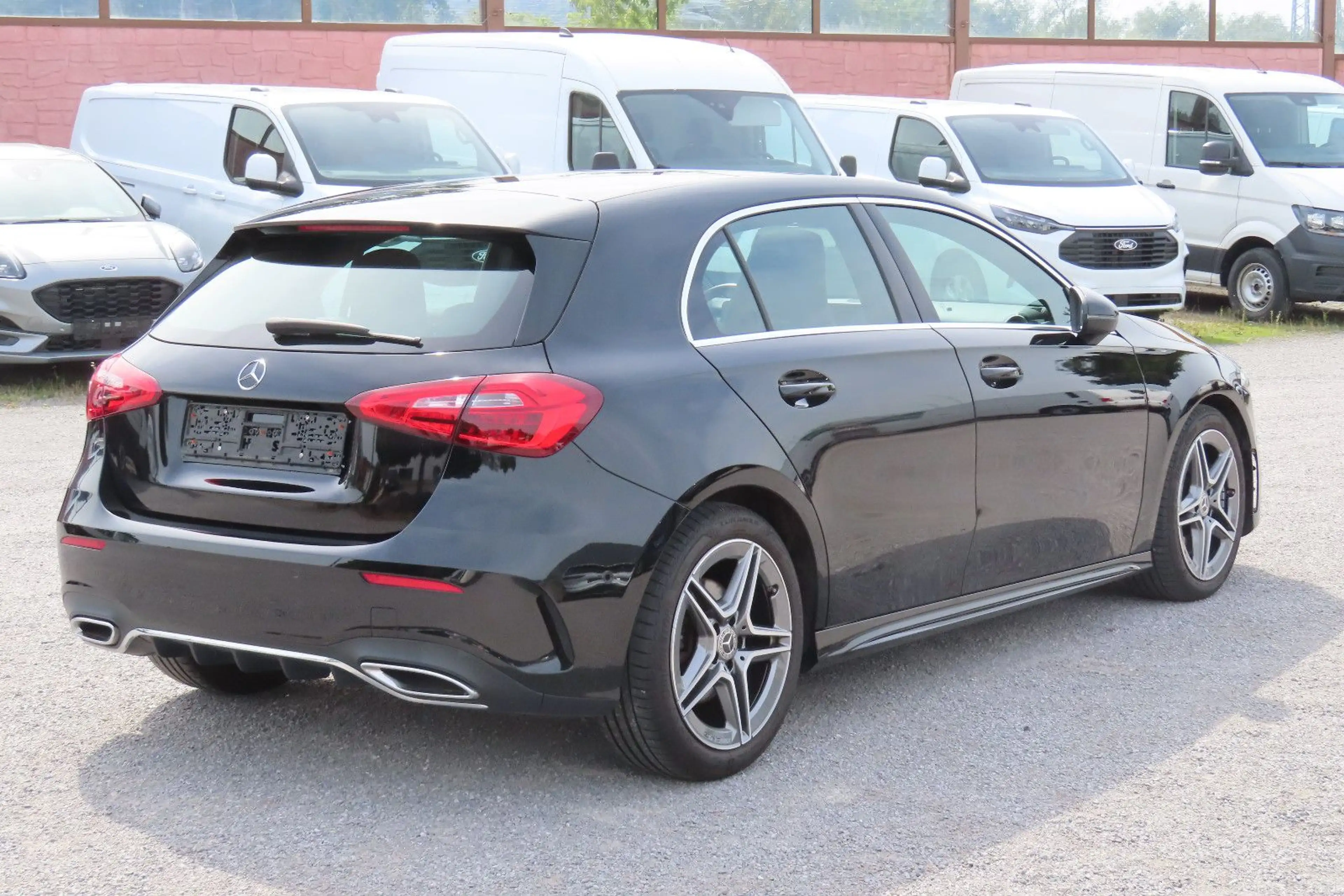Mercedes-Benz A 250 4Matic AMG Leder Memory Navi Pano Kamera — photo 5